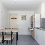Apartment T3, 2 Chambres, Iles Verte, Proche Hopital, Parking Gratuit