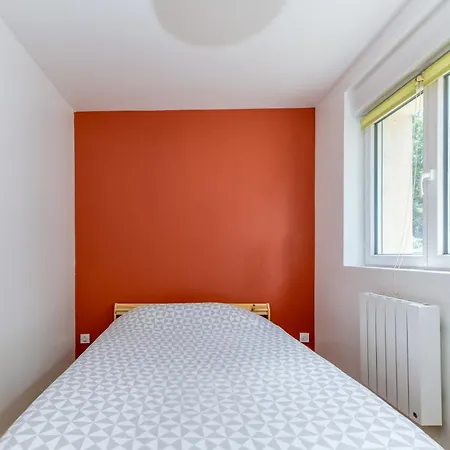 Апартаменти T3, 2 Chambres, Iles Verte, Proche Hopital, Parking Gratuit Гренобль